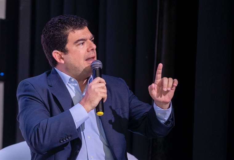 “Falta que muchos conozcan a Álvaro”: Campaña del PLN reconoce rechazo a su candidato