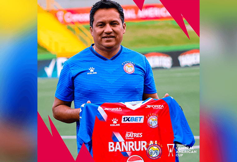 Técnico de Xelajú: "No es penal, es un regalo adelantado"