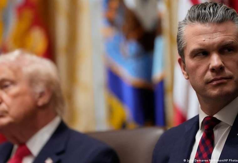 Uso de Signal por parte de secretario de Guerra de EE. UU. puso en riesgo a sus fuerzas