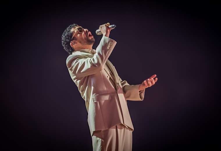 Como un 'baile inolvidable': Bad Bunny hizo vibrar el Estadio Nacional