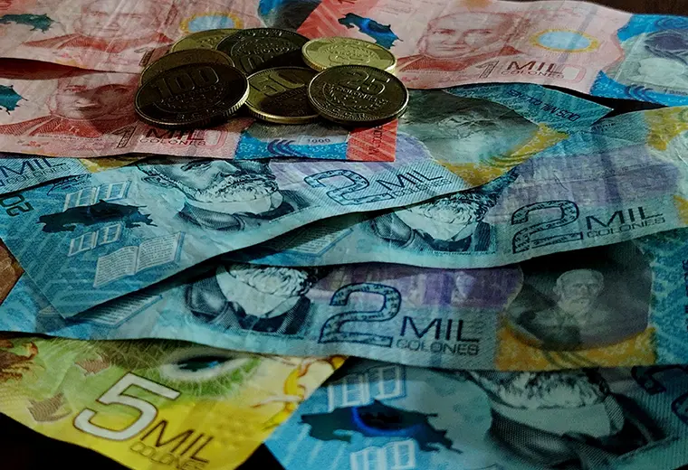 Delincuentes pagan hasta ₡250 mil por cuentas bancarias activas para cometer estafas