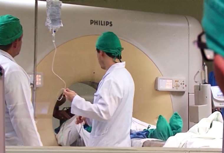 Junta Directiva de CCSS opuesta a proyecto para equiparar salarios de especialistas