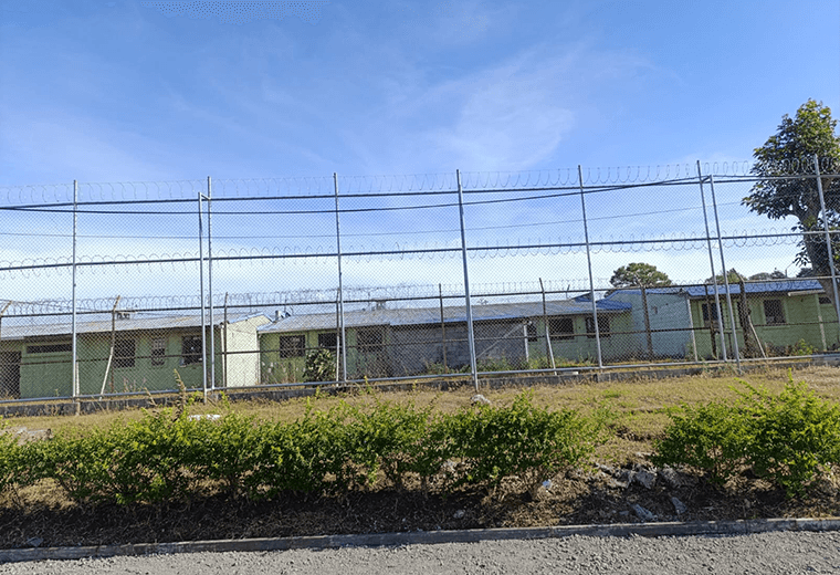 Hombre aceptó que mató a su pareja de 52 puñaladas y es condenado a 28 años cárcel