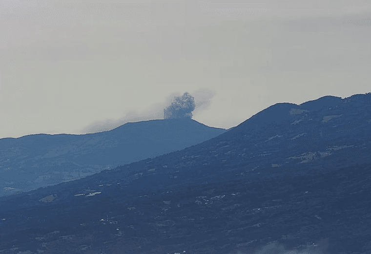 Erupción del volcán Poás