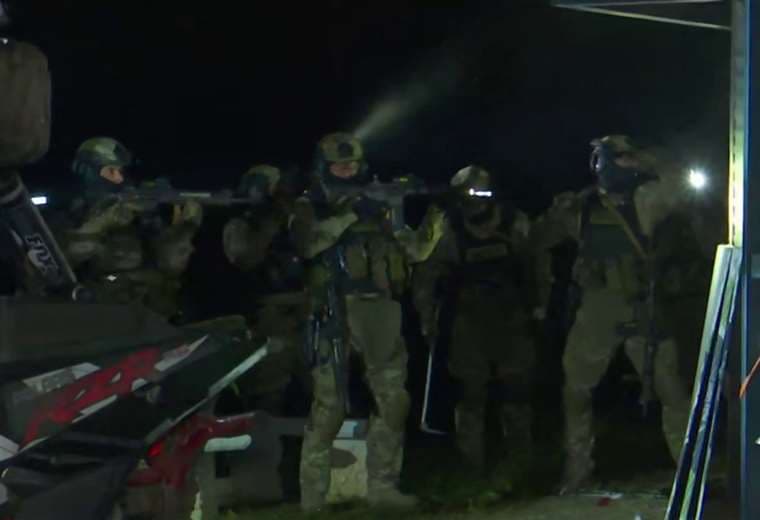 Caso "La Chola": Desarticulan banda ligada a venta de drogas y cuatro asesinatos