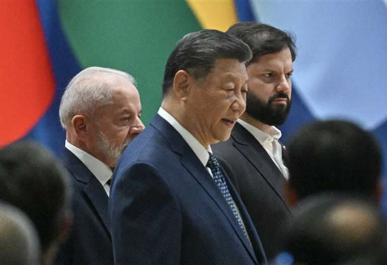China se acerca a América Latina y ofrece $9.200 millones en créditos