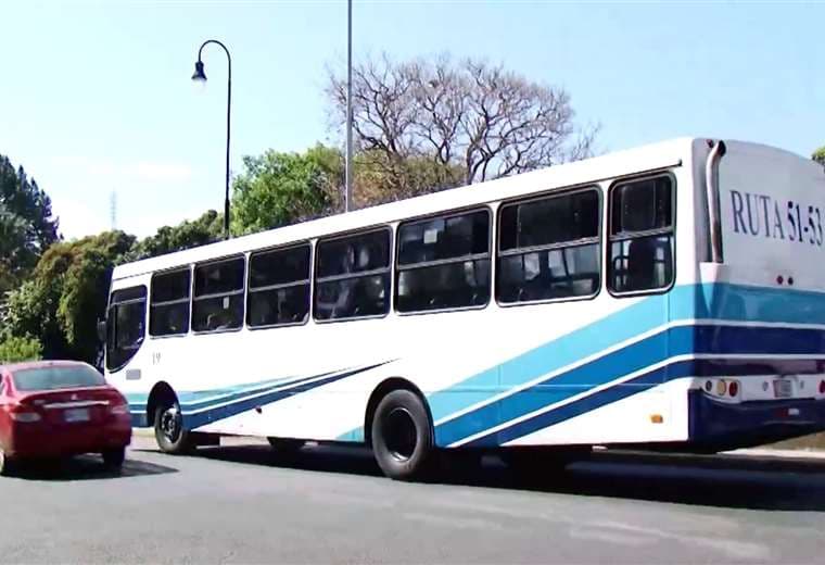 Cámara de Transportes levanta la voz contra busetas ilegales