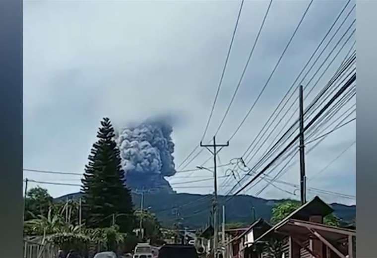 ¿Pueden las cenizas del volcán Poás mejorar la fertilidad del suelo?