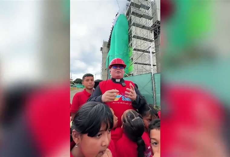 Video: Padre Sergio revela la razón detrás de su visita al hospital