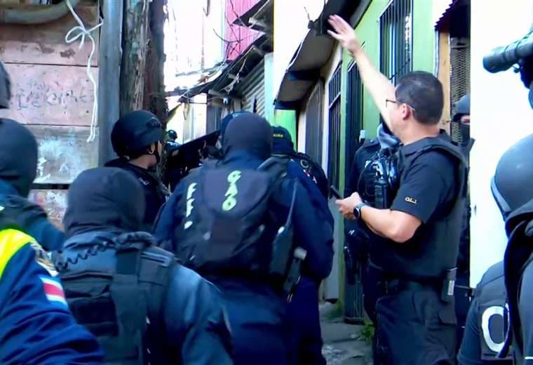 Sospechosos de integrar banda criminal ligada a narcomenudeo en Heredia son una familia