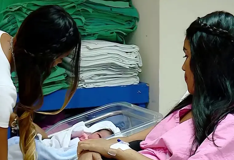 Fuerza y ternura incluso en la adversidad: así son las madres costarricenses