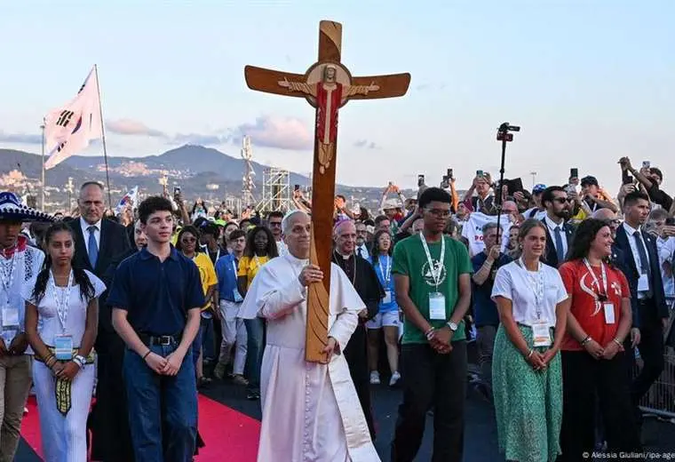 El papa León XIV clausura el Jubileo ante un millón de jóvenes