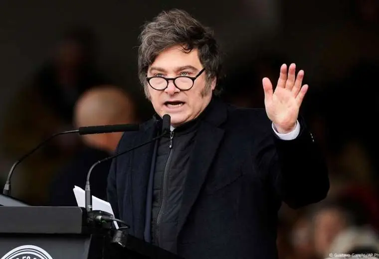 Javier Milei vuelve a vetar aumento de pensiones en Argentina