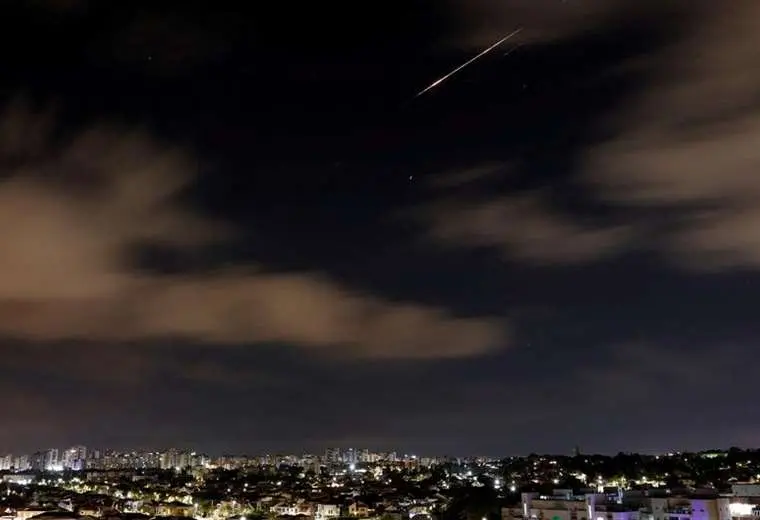 Israel afirma que interceptó un misil lanzado desde Yemen