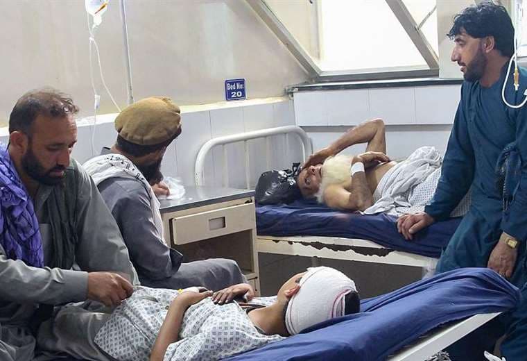 Lucha contra reloj para encontrar sobrevivientes del mortal terremoto en Afganistán