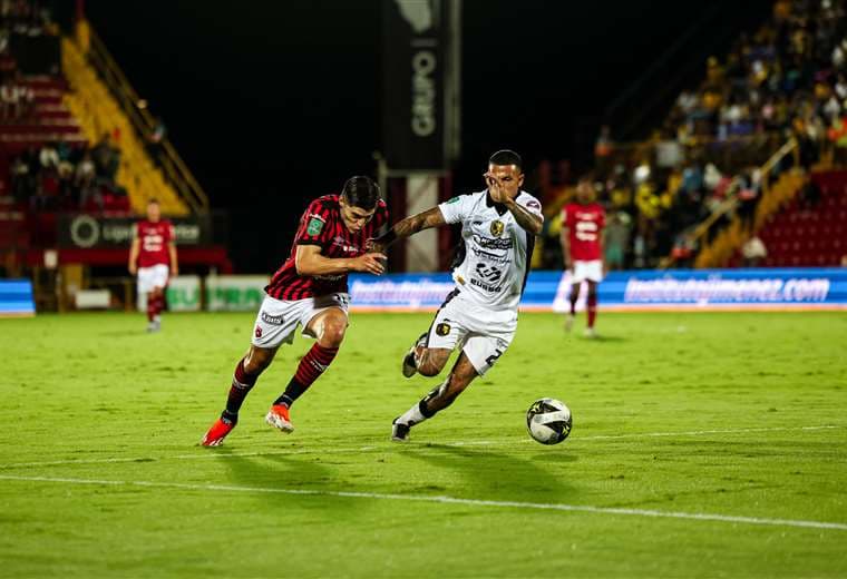Liga dominó a Liberia; Saprissa y Cartaginés sumaron victorias en duelos entre semifinalistas