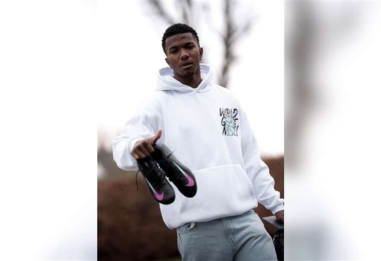 Jeyland Mitchell regresó a las canchas y tuvo su debut con su club en Austria