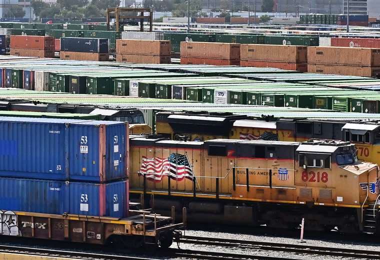 Tráfico postal hacia EE. UU. se detuvo casi por completo