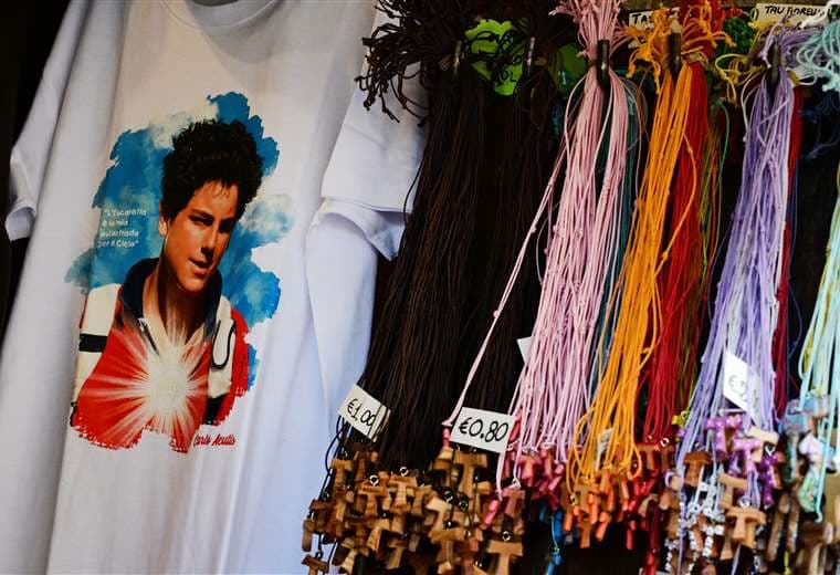 El adolescente italiano Carlo Acutis, declarado oficialmente santo por el papa