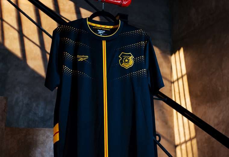 Nuevo uniforme Herediano.