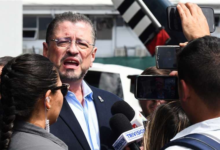 DIS amplía denuncia por supuesto plan para matar a Presidente y señala a dos exdiputados