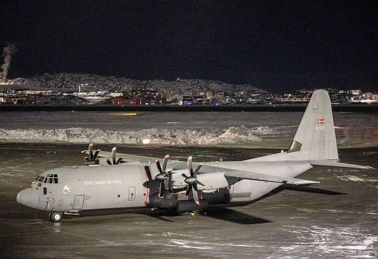 Fuerzas militares de varios países europeos llegan a Groenlandia para misión de reconocimiento