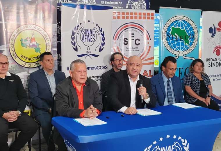 Sindicatos presentan proyecto para descongelar salarios del sector público