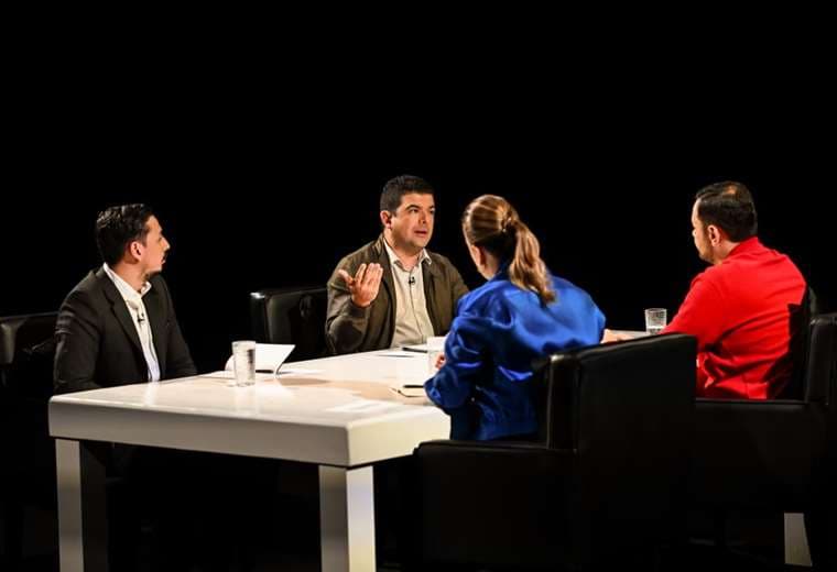 ‘El Antidebate’: Candidatos encuentran coincidencias en seguridad, cuido y ROP