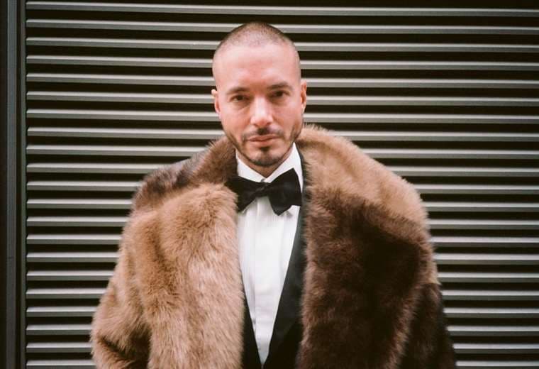 J Balvin se suma al Super Bowl como capitán en partido de flag football