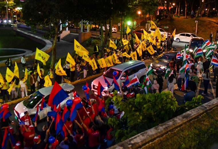 Uno de cada cuatro ticos continúa indeciso en plena semana electoral