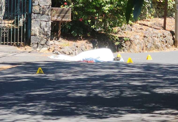 Jamaiquino de 37 años es la víctima de mortal emboscada de gatilleros en Heredia