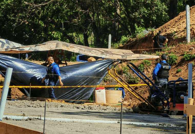 Trabajador de construcción muere aplastado por terraplén en Escazú