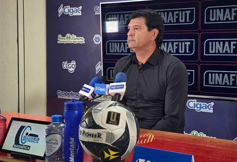 El enfado de Saturnino Cardozo tras otra decepción de Liberia