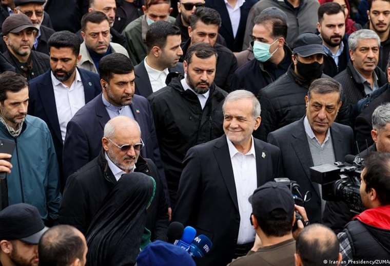 Irán, dispuesto a "cualquier verificación" de su programa nuclear