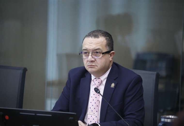 Vea aquí el acalorado intercambio entre Gerald Campos y Gloria Navas