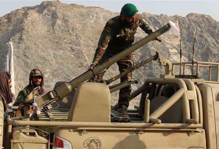 Cinco claves para entender la "guerra abierta" entre Pakistán y Afganistán 