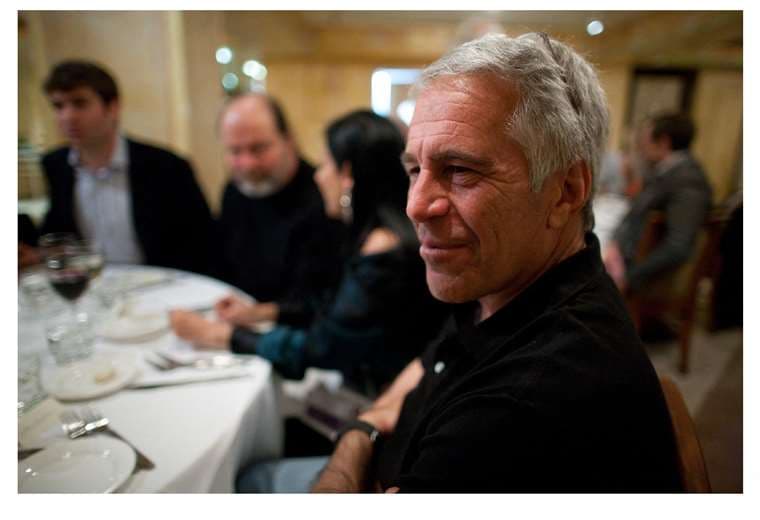 El Kremlin se burla de la idea de posibles vínculos con Epstein