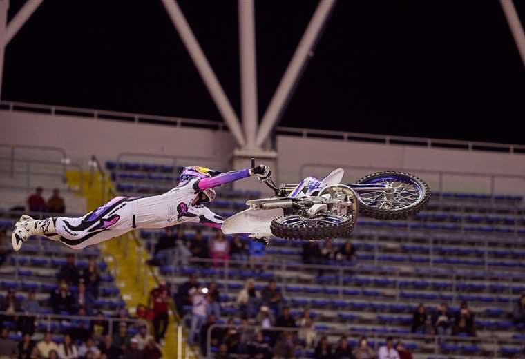 X-Knights 2026/MA Comunicación