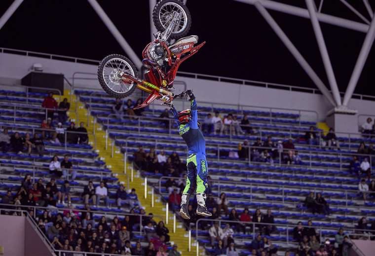 X-Knights 2026/MA Comunicación