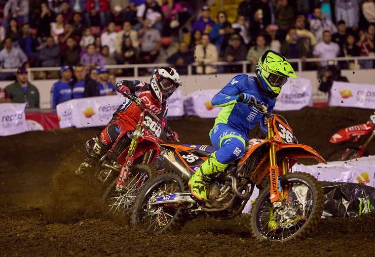 X-Knights 2026/MA Comunicación