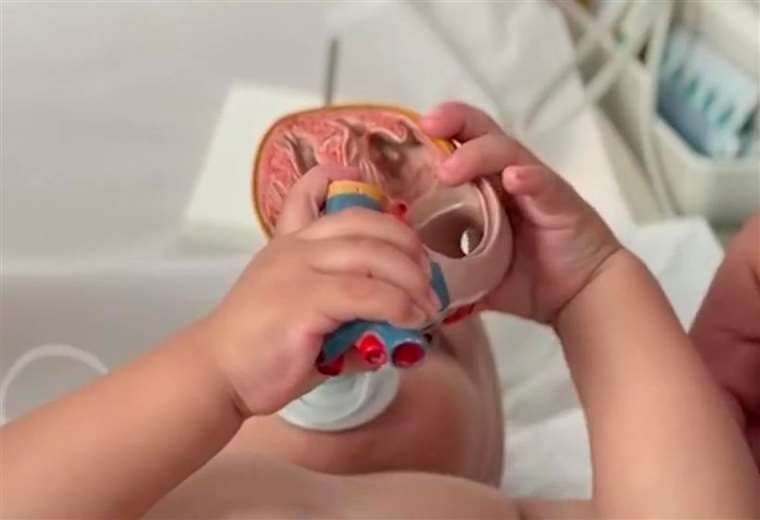 Limitaciones del país empujan a familias a viajar a España por cirugías cardíacas