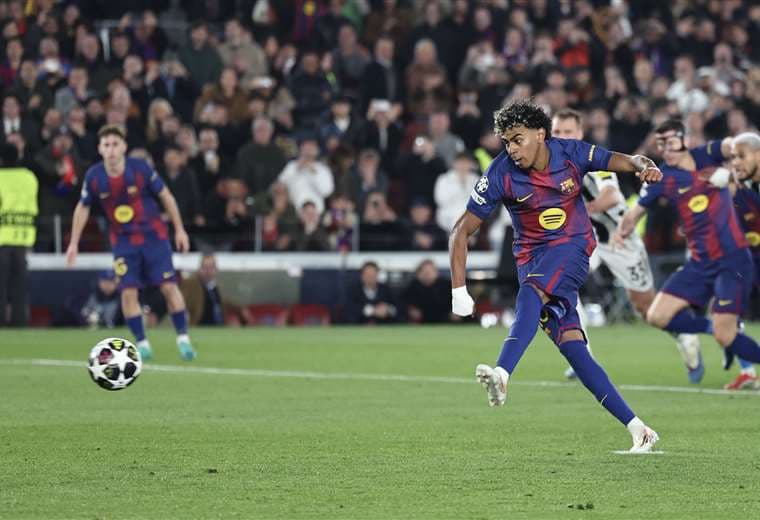 Barcelona clasifica a cuartos de Champions con enfático triunfo en casa 