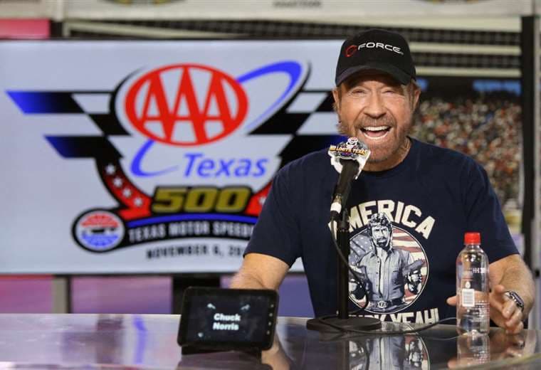 Chuck Norris fue hospitalizado y su salud preocupa