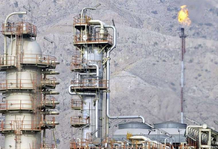 Trump amenaza con destruir los yacimientos de gas de Irán