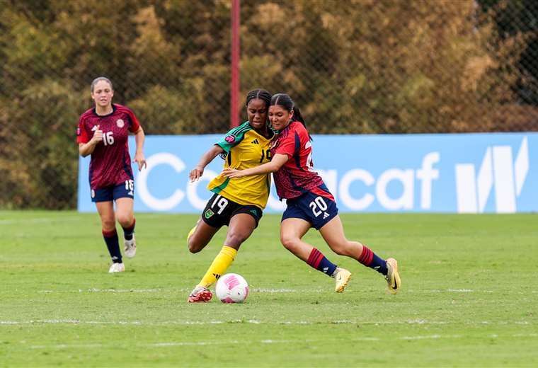 Sele Femenina Sub17/Prensa FCRF
