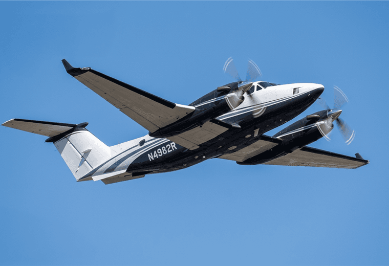 Primeros ticos extraditados: Despega avión con Celso Gamboa y "Pecho de Rata"