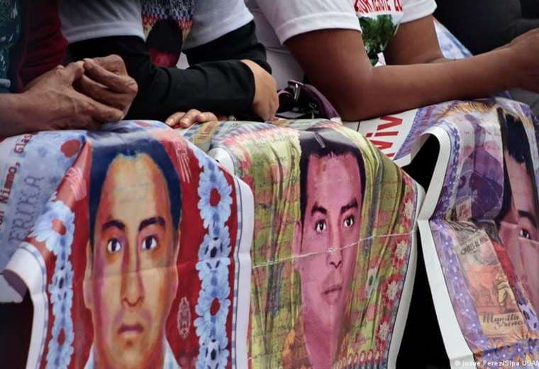 México busca apoyo internacional para caso Ayotzinapa