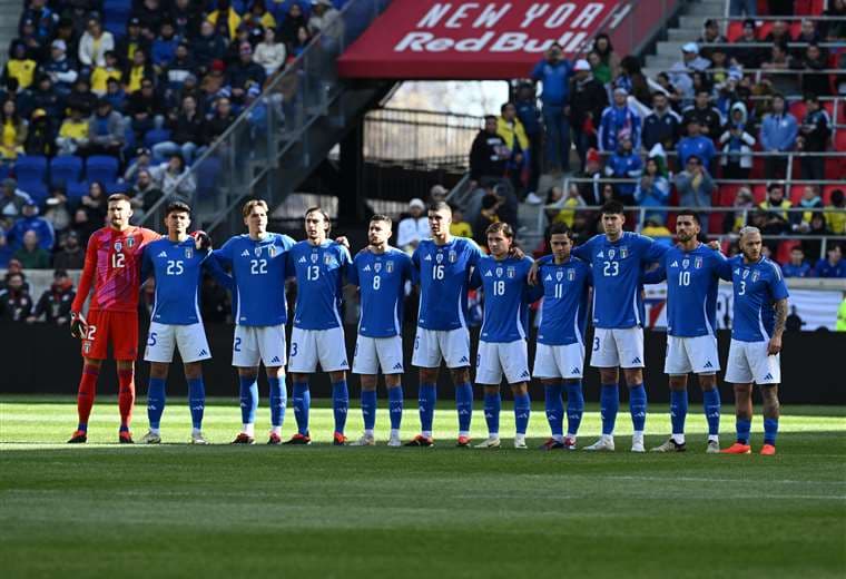 Italia pierde peso en el fútbol mundial y llega debilitada al repechaje rumbo al Mundial 2026