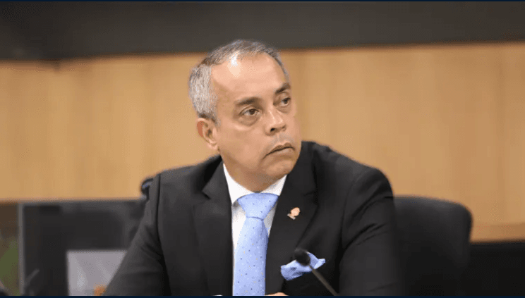 Diputado Horacio Alvarado: "Es suspensión, no es renuncia al PUSC"