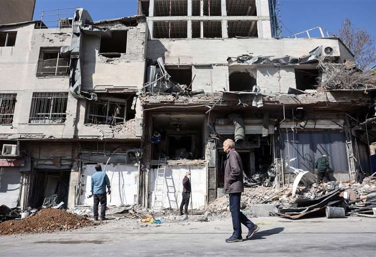 Israel bombardea Irán y Líbano en quinto día de guerra en Oriente Medio